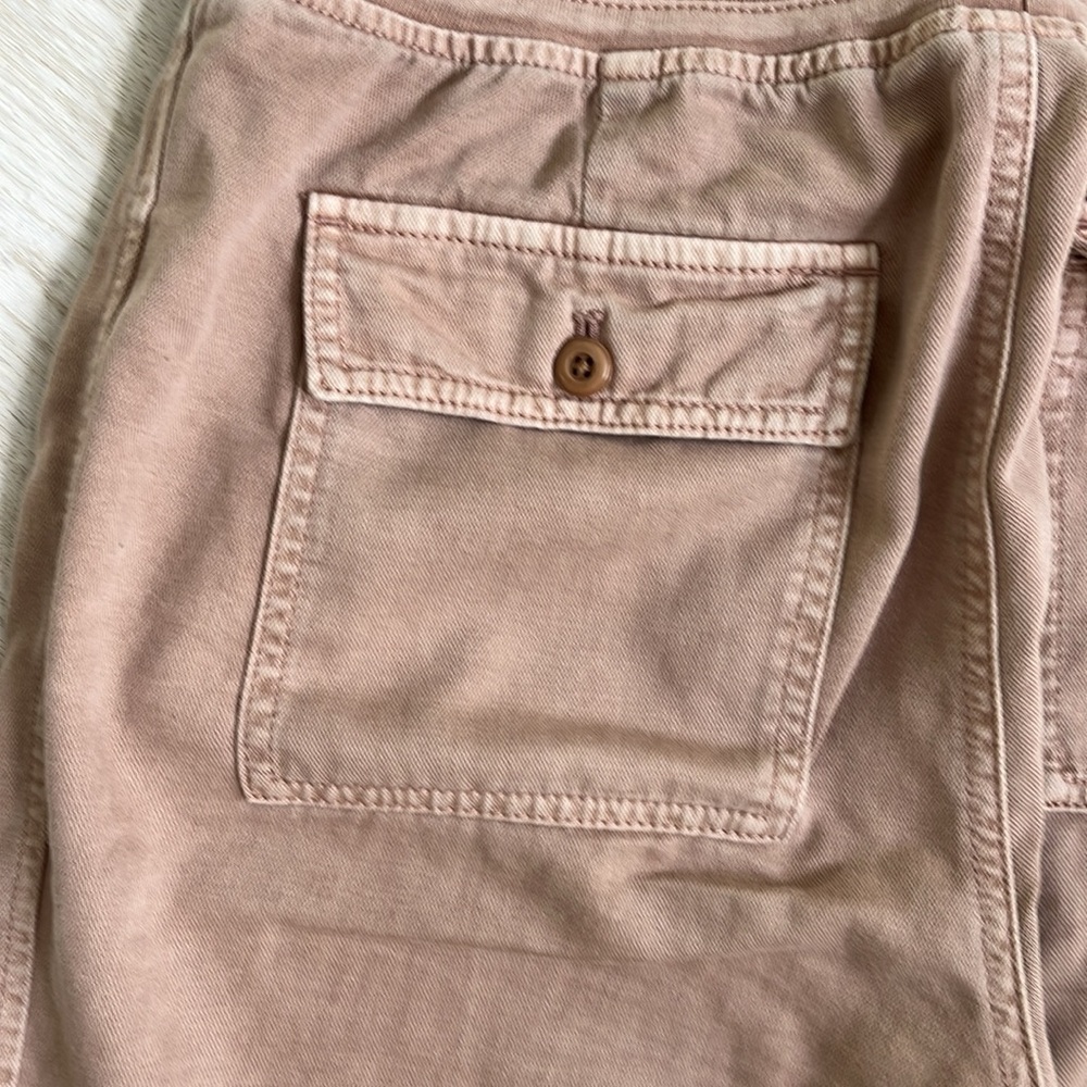 Women’s Gap size small dusty rose twill jogger. - Picture 6 of 6